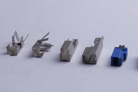 五金彈片的種類、應用和生產技術要求