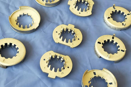 精密沖壓件材質(zhì)選取注意哪些?這五點(diǎn)需重視!